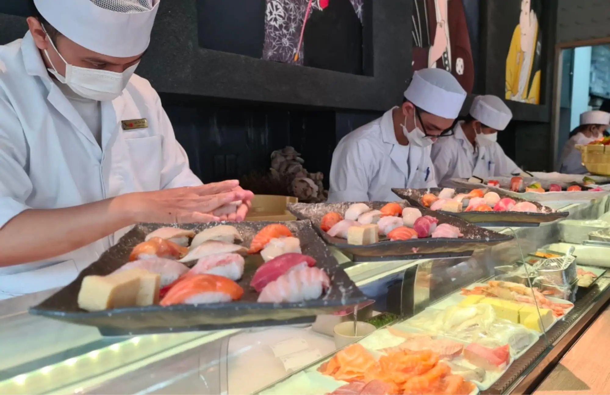 Tuyển Dụng 18 Nữ Chế Biến Sashimi