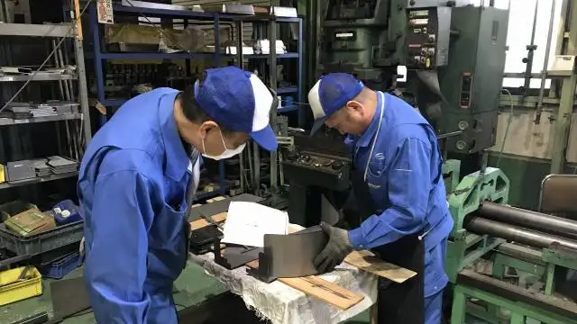 Tuyển Dụng 5 Nam Sản Xuất Các Sản Phẩm Cơ Khi Tấm Lợp Kim Loại